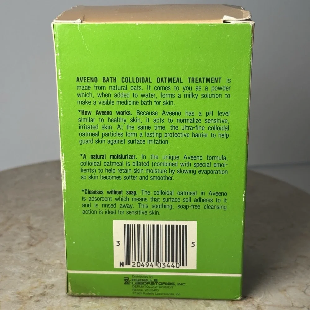 Vintage Aveeno Colloidal Oatmeal Bath For Sensitive Skin‎ 16oz SEALED